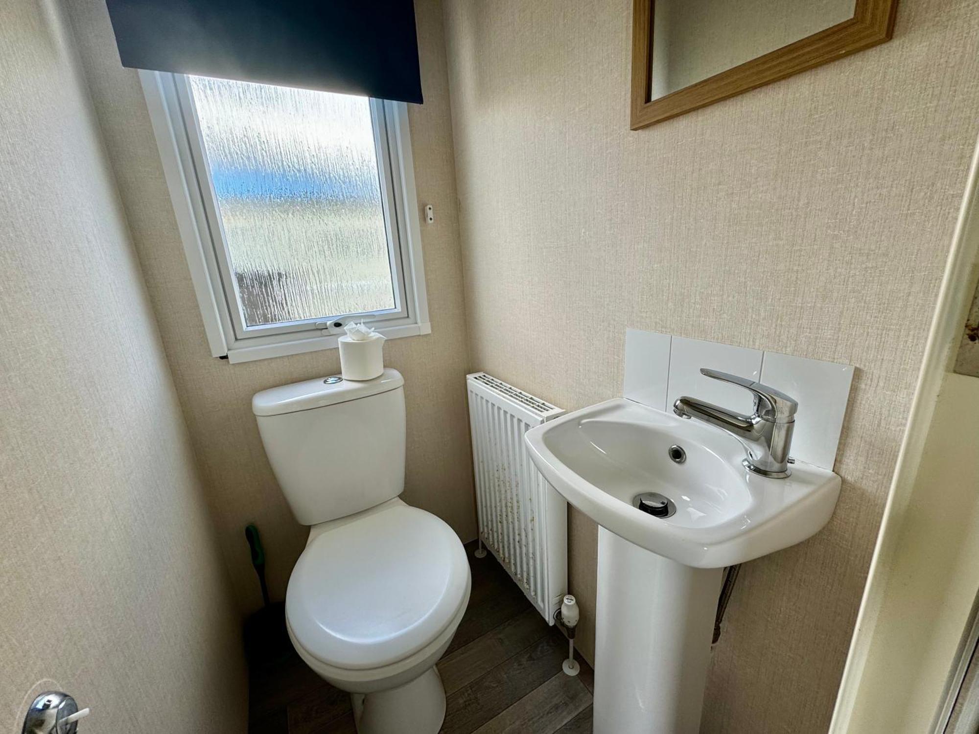 New Sea View Platinum Caravan With Huge Decking Newcastle upon Tyne Exterior photo
