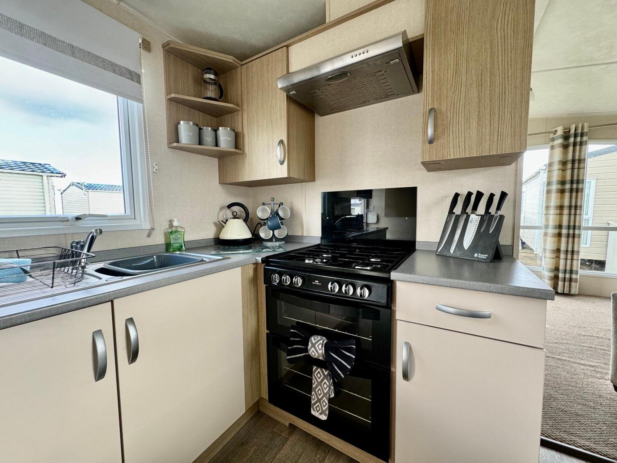 New Sea View Platinum Caravan With Huge Decking Newcastle upon Tyne Exterior photo